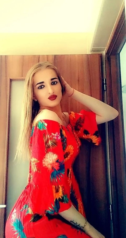Ana, 20 de ani, caut barbat serios pentru relatie in Satu Mare - imagine 10896