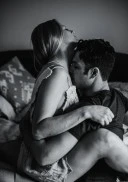 Ofer unei doamne... - imagine 1