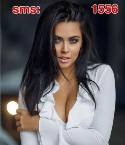 Irina, tanara apetisanta si Tania, supusa placerilor tale