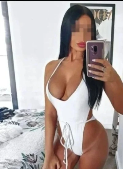 Doar deplasari .... Caut colega....Am si colega