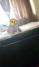 Bruneta cu forme discreție în locatie - imagine 1