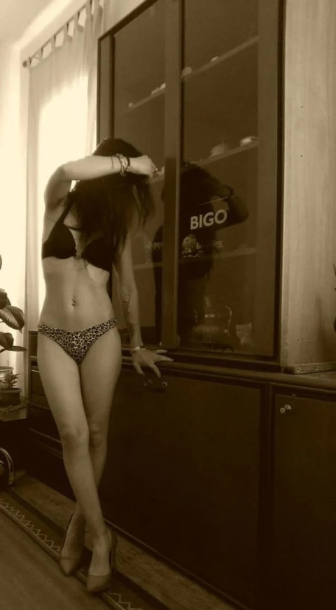 Buna sunt nou te astept la mn inna 23ani pupici! Eventual