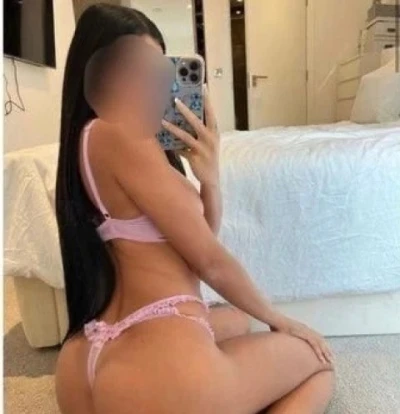 Larissa pentru cateva zile in orasu tau ! Rin Grand