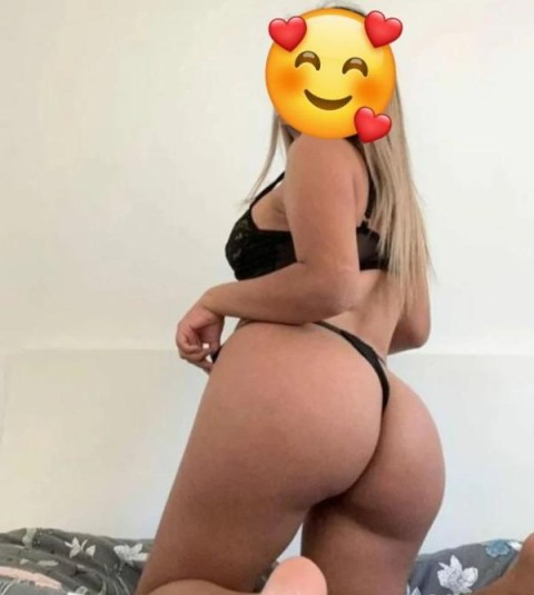 Profita acum!Blonda reala !