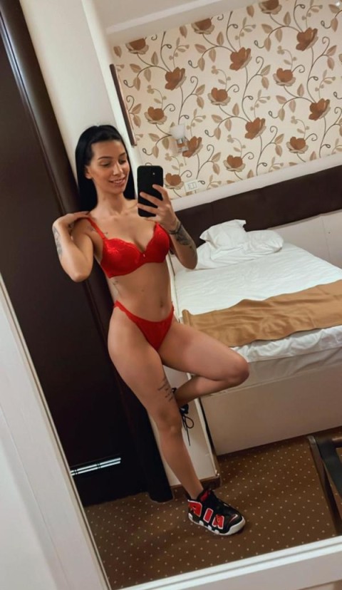 la mine sau hotel sau la tine ...