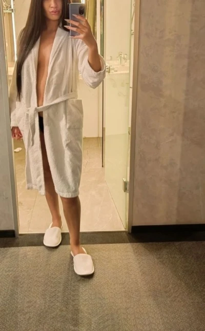 EVA zona Aviatiei Pipera (Outcall)