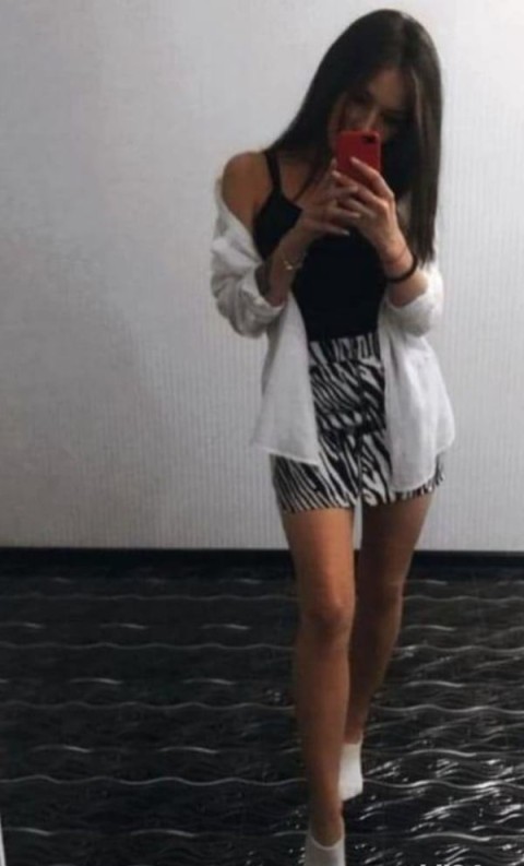 Ana - Escort? Tanara in Sector 2