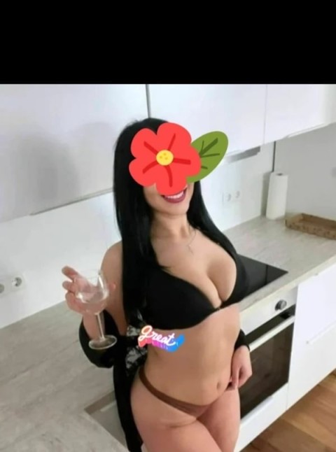 Buna Dama mătură 33 de anii DOAR DEPLASARII