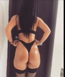 Bruneta noua în oraș - imagine 3