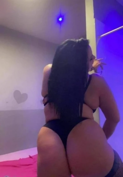 Ella pentru placerea ta