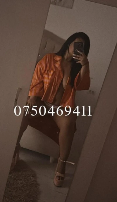 Non stop Noua in zona militari residence poze reale voluptoasa