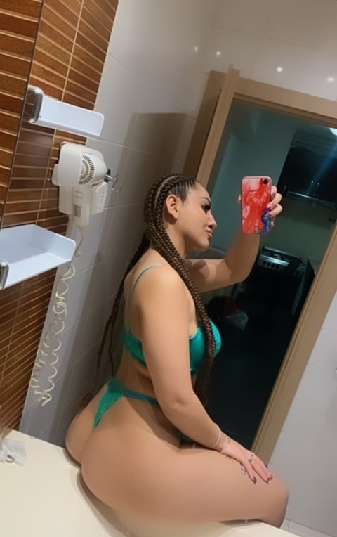 Am revenit :). Party girl - imagine 102590