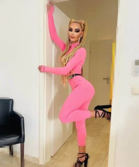 Femeie Sincera si Fidela din B...