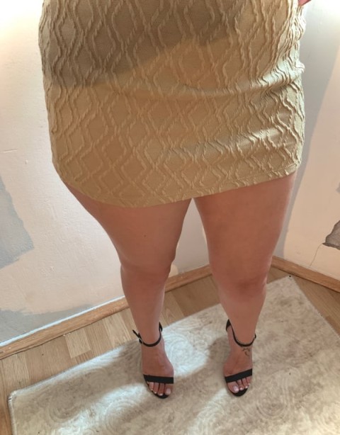 Laura , Discretie 100% am locatie , fac si deplasari la hotel sau pensiune ! - imagine 109258