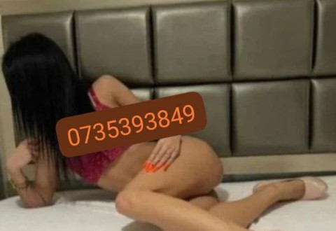 Bruneta apetisanta fac doar de...