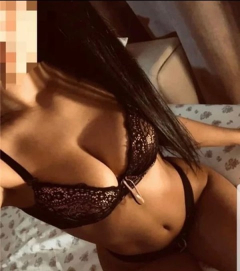 Andreea Escorta Bruneta in Constanta