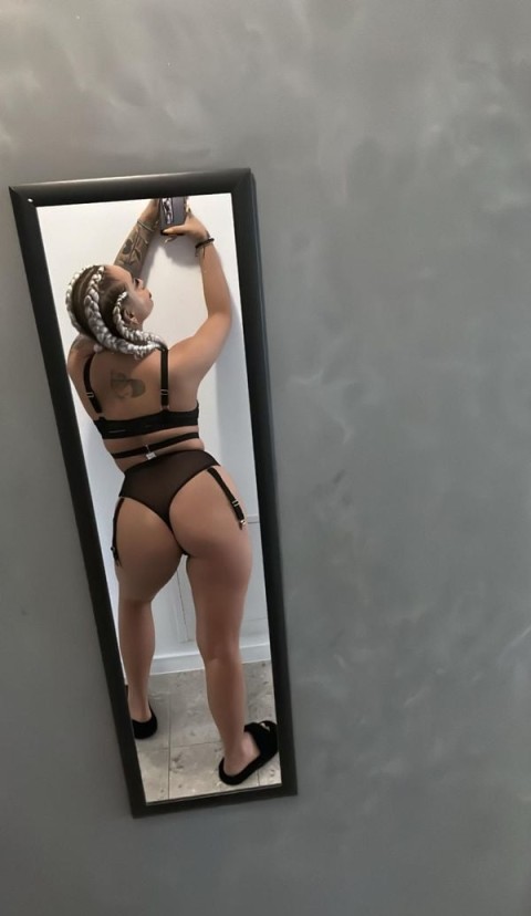 Escorta seducatoare in Oradea, servicii premium pentru domni - imagine 110636