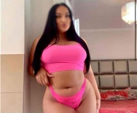 Escorta cu Forme Atragatoare i...