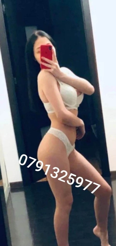 Ionela, Escortă de 22 Ani, Disponibilă în Sector 6 - imagine 111983