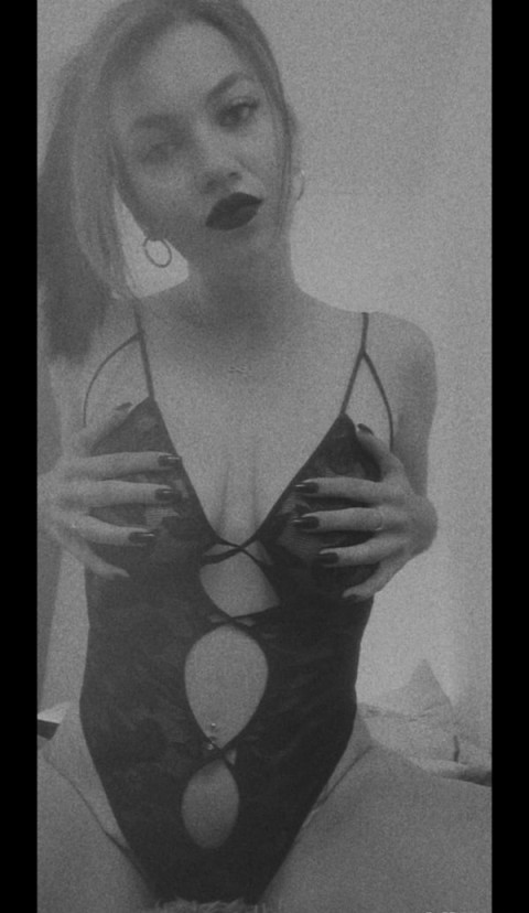 SERVICII PE PLACUL TAU!