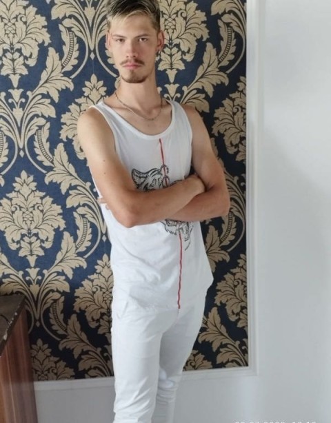 Tanar 21 Ani Versatil - imagine 113028