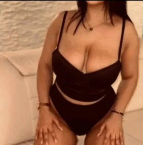 Caty - Escortă Nouă în Targu Jiu cu Jucării și Dominare - imagine 113953