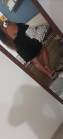 Buna ma numesc Denisa sunt noua in oraș - imagine 5