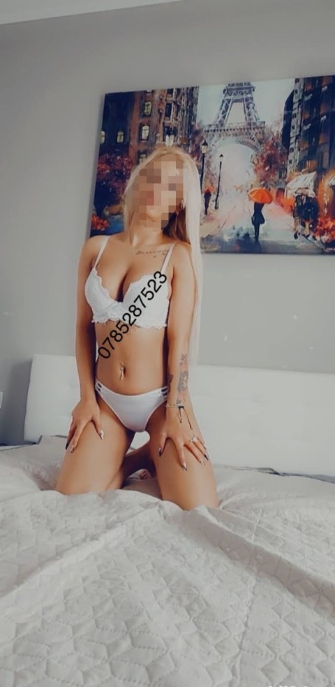 Eryka New!!doua fete deplarsi la tine sau hotel - imagine 114333