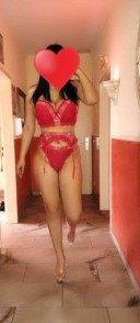 Brunetă nouă in orașul tau - imagine 3