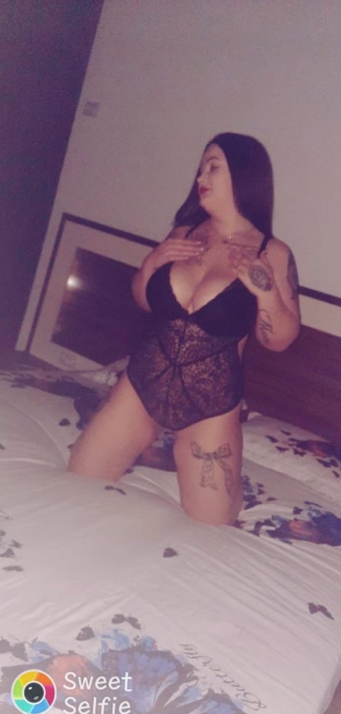 Alexandra Escort Sector 3 Titan - imagine 115514