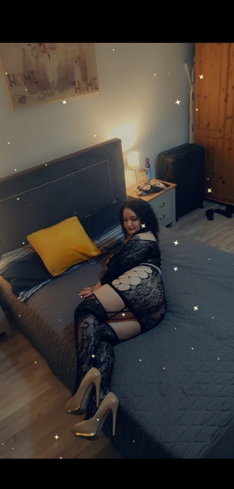 Alexandra Escort Sector 3 Titan - imagine 115516