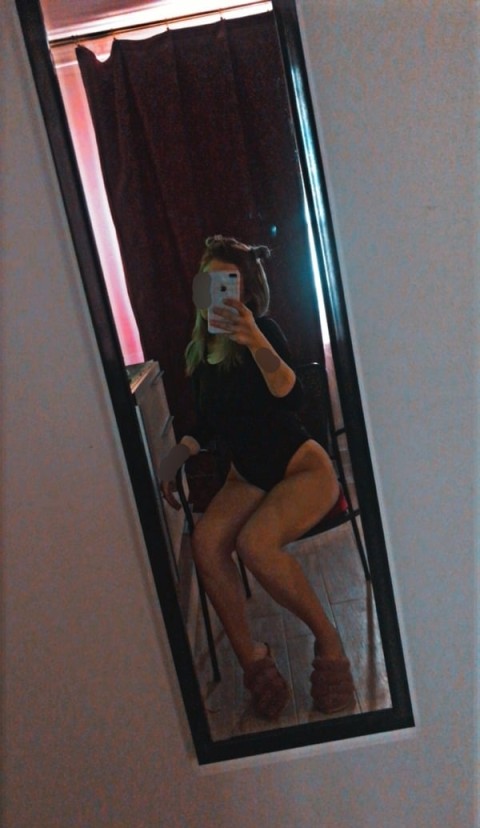 Ana - Escortă atractivă de 20 de ani în Brasov, zona Avangarden Bartolomeu - imagine 117937