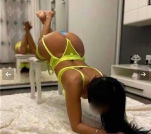 Buna ma numesc Amalia sunt noua in oras rau