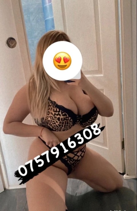 Blonda sexy si discreta in Baia Mare - imagine 118971