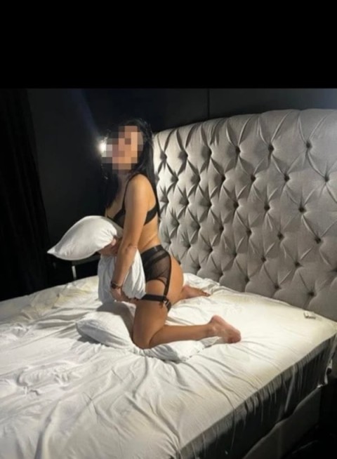 Seducatoare si irezistibila escorta in Slatina - imagine 119766