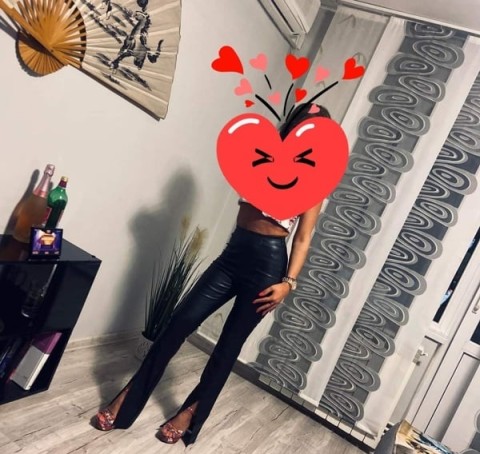 STOP . Te-ai saturat de poze false , atunci te a?tept la mine !! Pozele sunt 100% reale watap !!