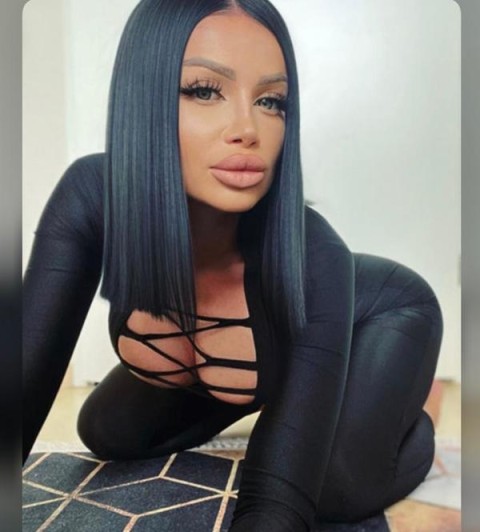 Alina Escort in Sector 3: Descopera Fantezii Noi - imagine 121243