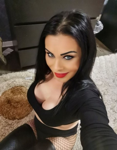 Karla Deva - Experienta Transsexual Sensationala - imagine 122507