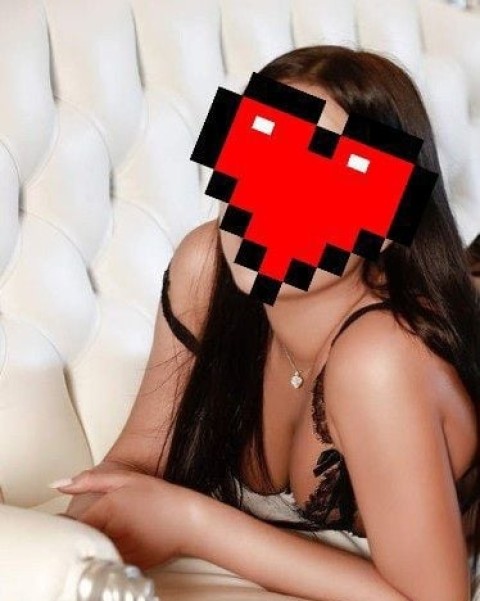 Andreea Escort Constanta Disponibila Non-Stop