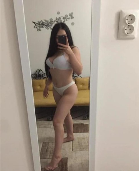Rebeca noua in Slatina, sarutari fierbinti si reale - imagine 125144