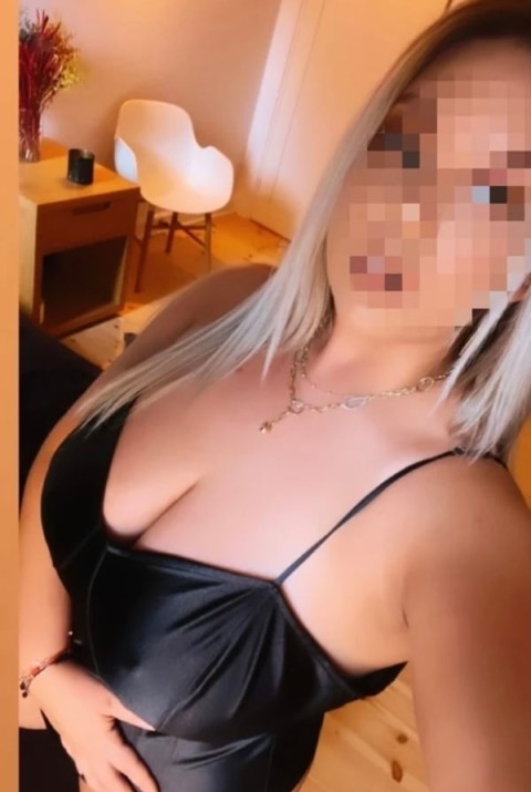 Blonda jucausa pregatita sa-ti transforme visele in realitate - imagine 128310
