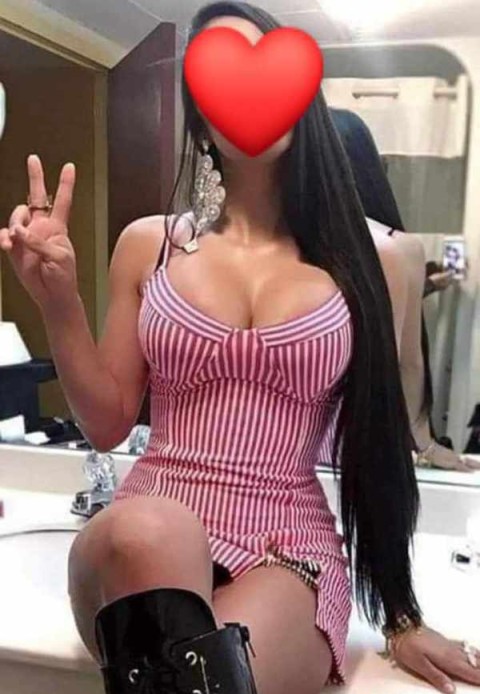 Top Brunet? Siliconat? De luxx...