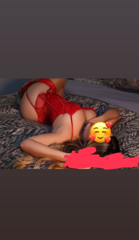 Blonda cu forme ,pl?cerea ta - imagine 130056