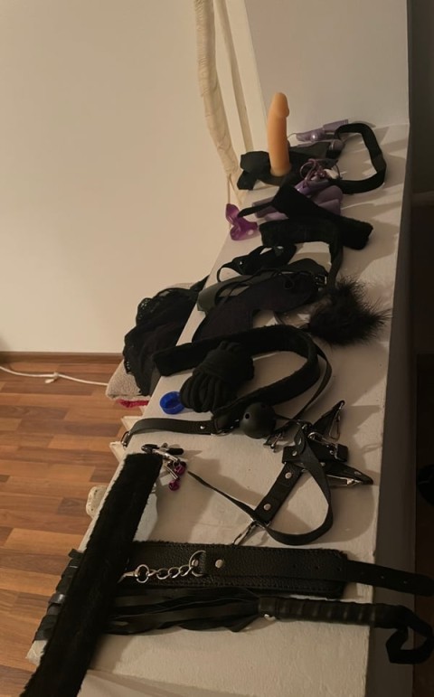 Fetishuri &amp; Dominare Activa in Sector 6 - Soft &amp; Hard - imagine 130190