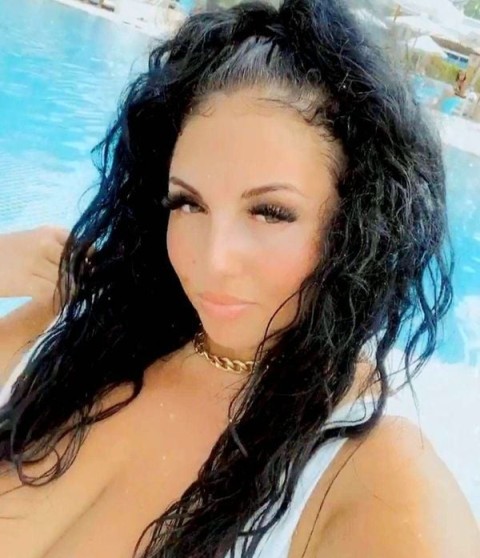 Sow porno pe whatsapp