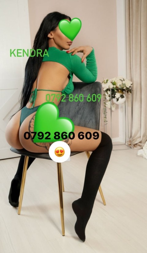 Kendra Hot - imagine 135100