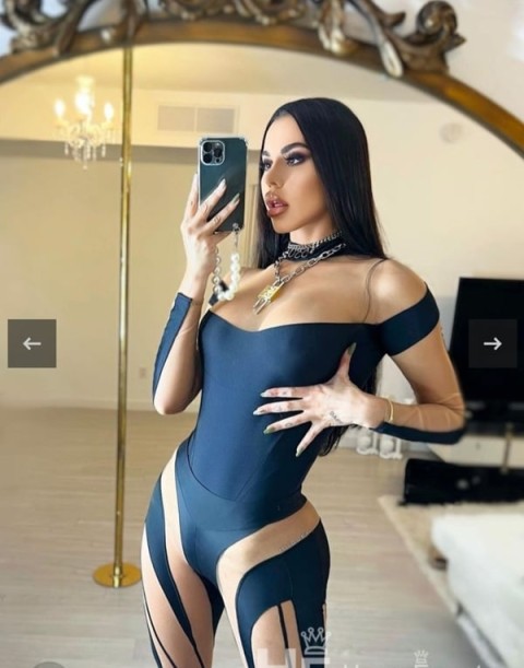 buna sunt nauo in orasul tau sunt bruneta sunt o fata fina fac si deplasari - imagine 137154