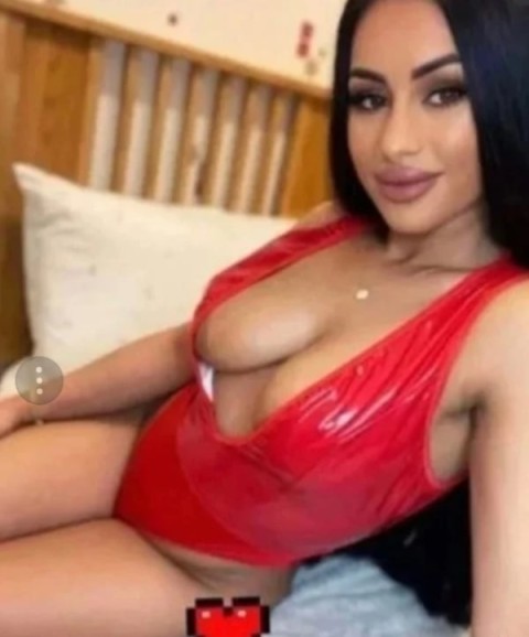 buna sunt noau in orasu tau sunt bruneta fac si deplasaru