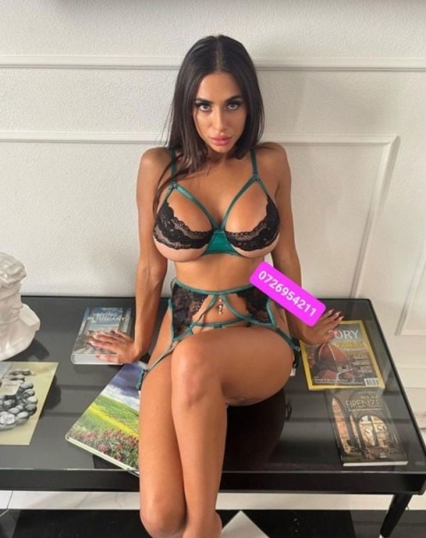 Adela - Escort ofera placere unica in Brasov - imagine 137508