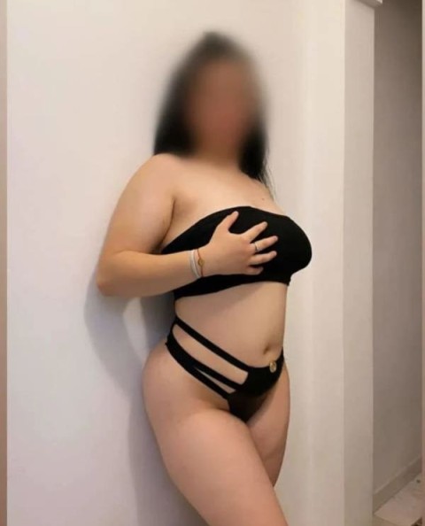 Sonia bruneta fermecatoare in Pitesti - imagine 138579